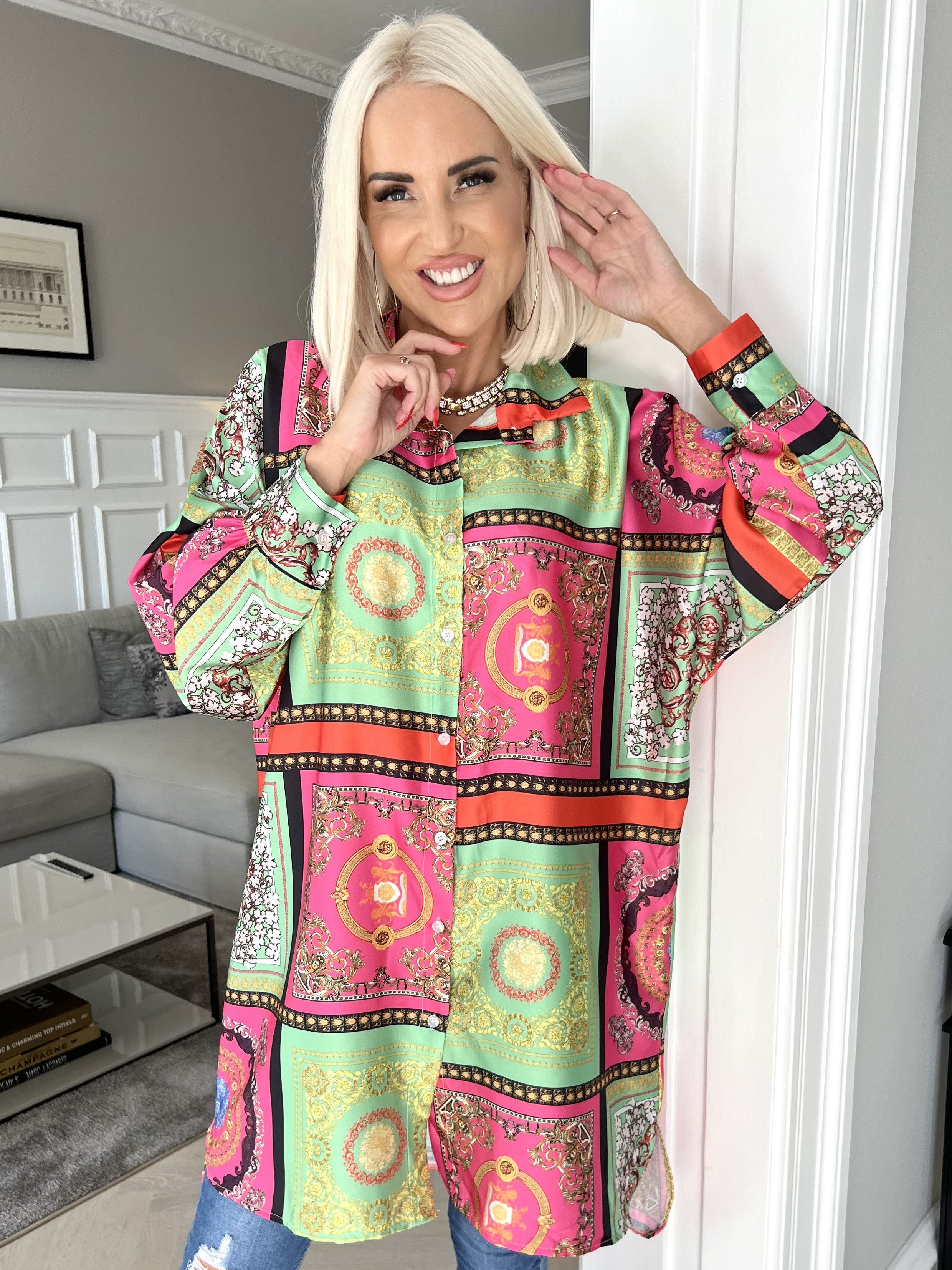 Donna - Färgglad mönstrad skjorta i silkeslook - Green